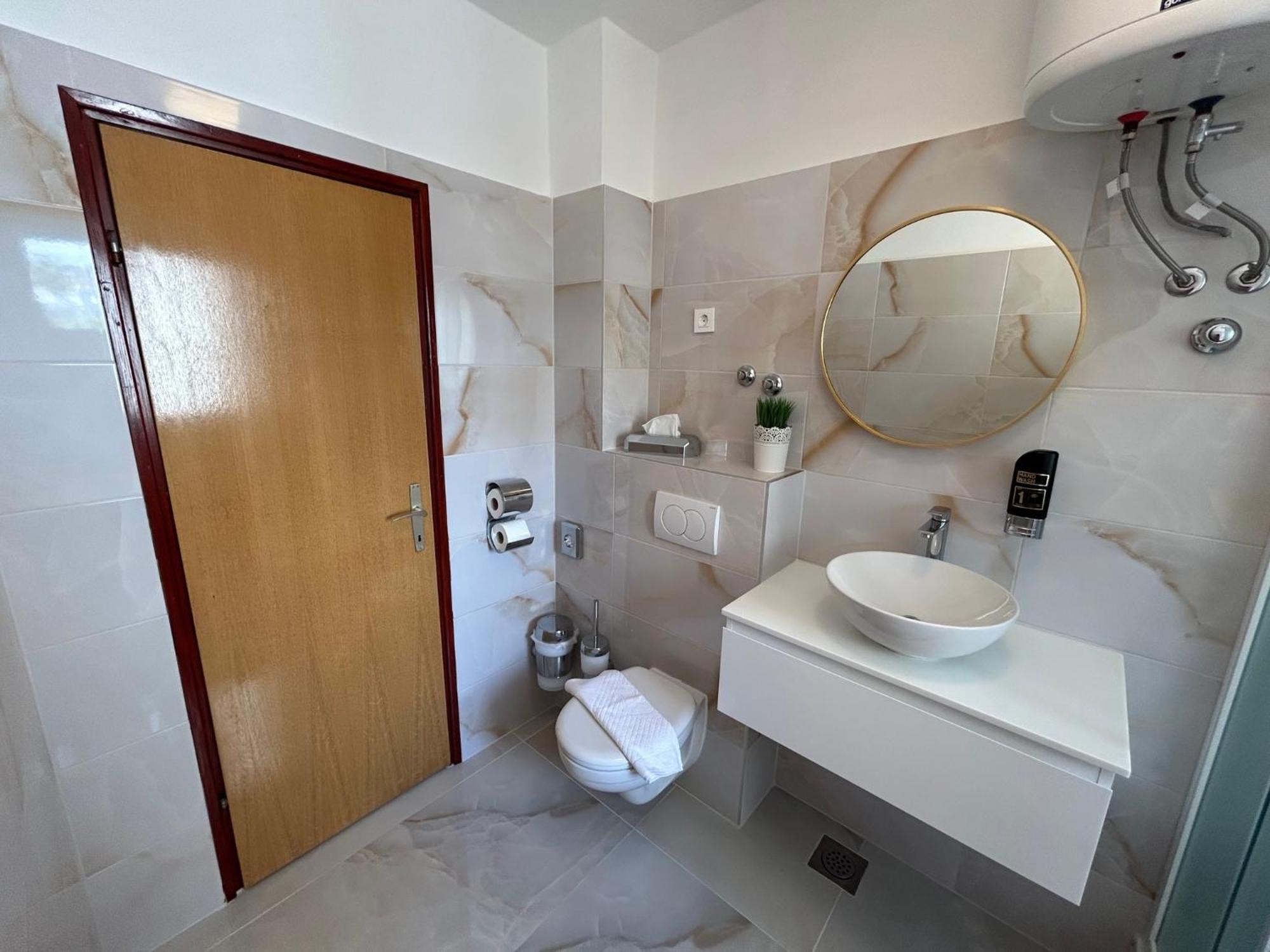 Apartments And Rooms Diana Zadar Extérieur photo